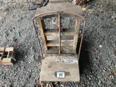 Robert Store bag weigher