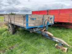 Single axle wooden tipping trailer