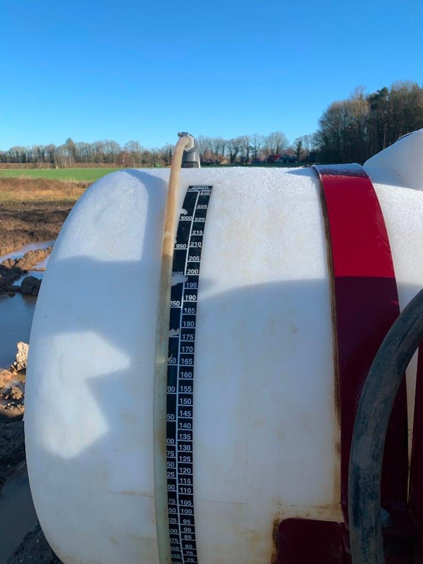 Team Sprayers 1000 Litre Front Mounted Sprayer Tank, 3-Point Linkage Mounted - Image 6 of 7