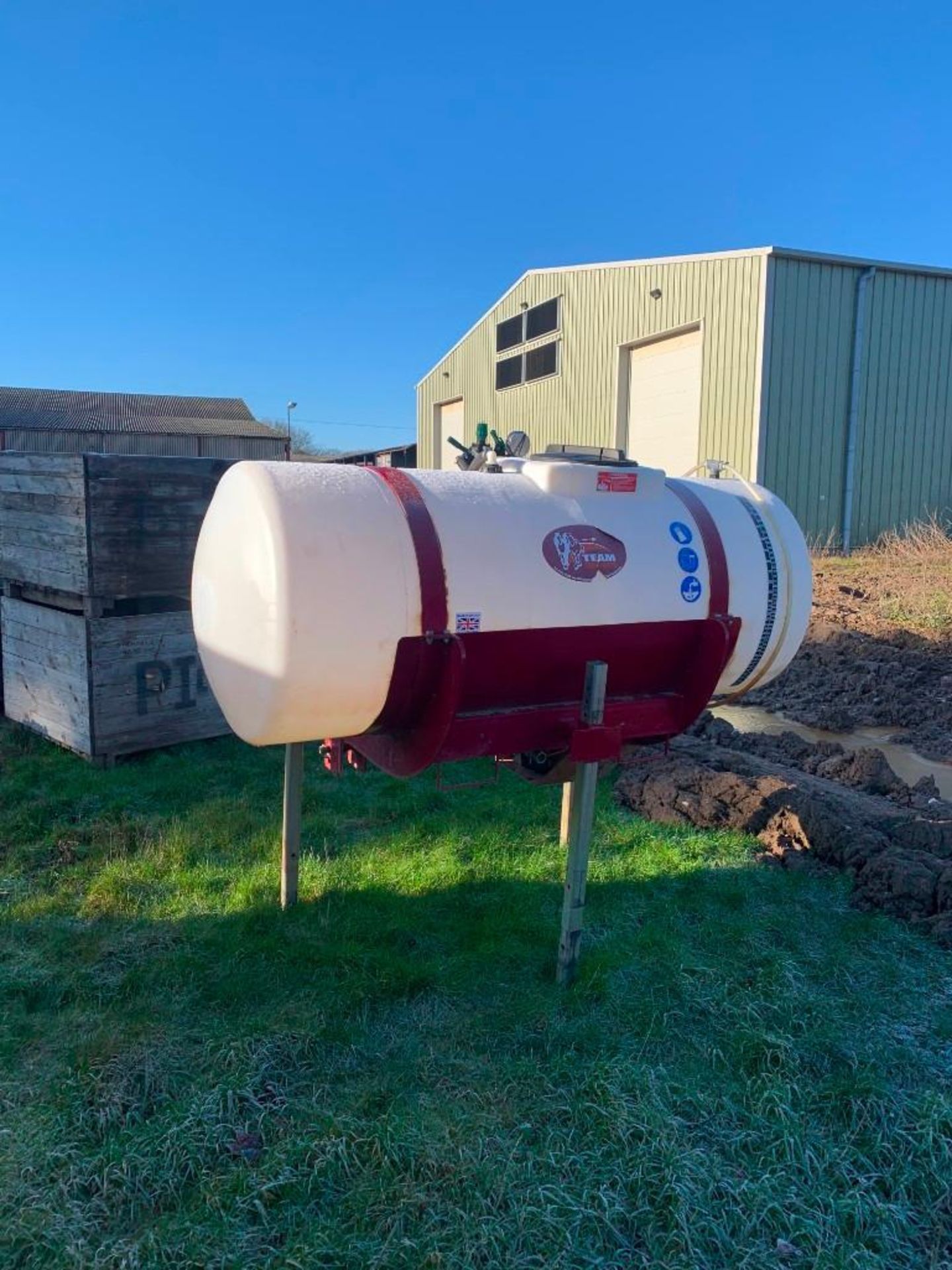 Team Sprayers 1000 Litre Front Mounted Sprayer Tank, 3-Point Linkage Mounted - Image 4 of 7