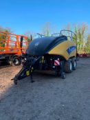 2017 New Holland 1290 Plus, Big Square Baler, Rear Camera, Bale Count: 27,349,  Serial No. HAF43Y58E