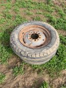 Pair Supreme 600-16 wheels and tyres