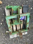 Front linkage frame for MF6265
