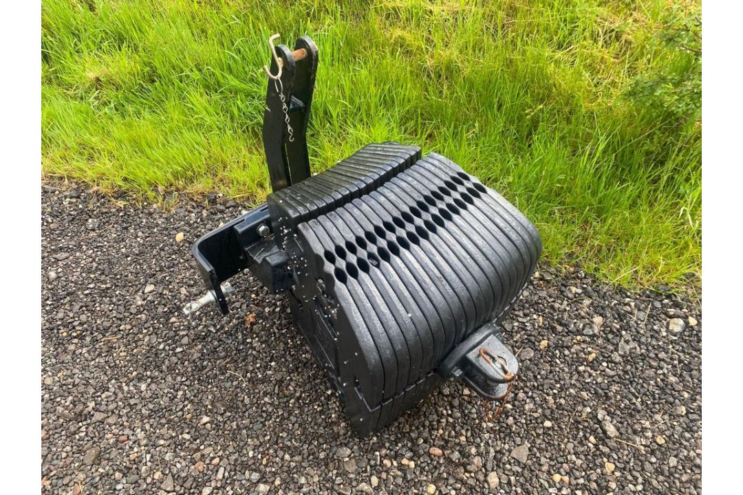 New Holland weights 18 x 45kg - Image 3 of 4