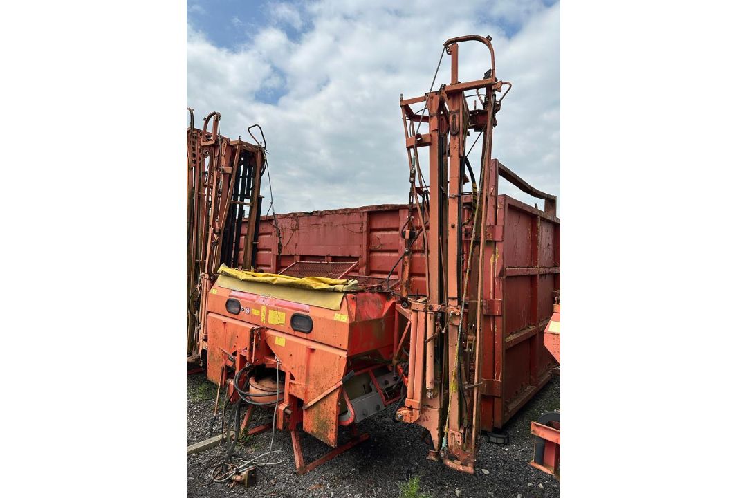 Kuhn Aero 2218 - Image 1 of 5