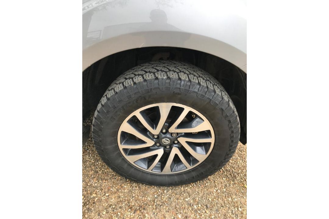 2017 Nissan Navara - Image 11 of 11