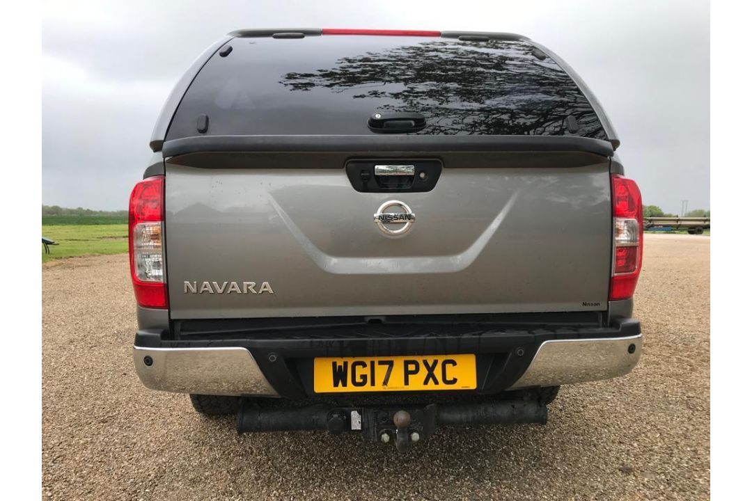 2017 Nissan Navara - Image 4 of 11