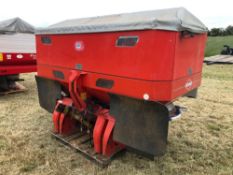 2006 Kuhn 30.1D twin disc fertiliser spreader, 18m - 28m discs, 2,700l hopper, hopper cover with Tel
