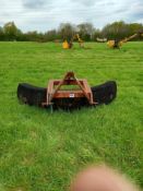 Yard scraper with 3 point linkage fitting