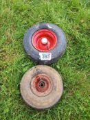 Quantity of wheels and tyres