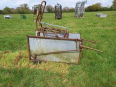 Sheep turnover crate