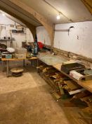 3 (no) work benches with contents