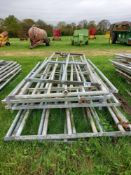 Quantity of gates and metal barriers