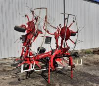 Lely Lotus mounted tedder, 4 rotors, hydraulic folding