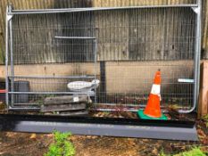 Heras fencing, blocks and lintel