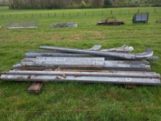 Quantity of car crash barriers