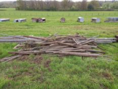 Quantity of scaffolding poles