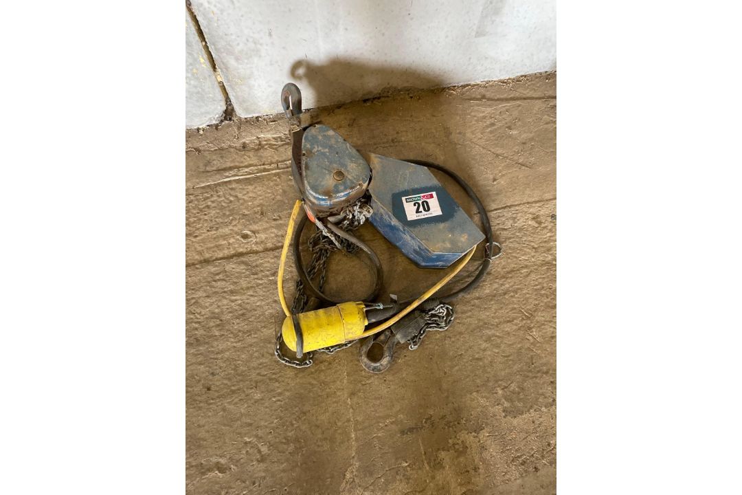 Heavy duty gantry hoist, 3ph