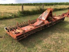Howard 4m power harrow with rear wavy packer