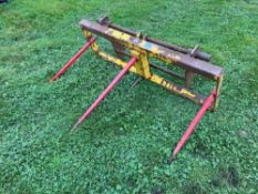 Twose bale spike with Euro attachments