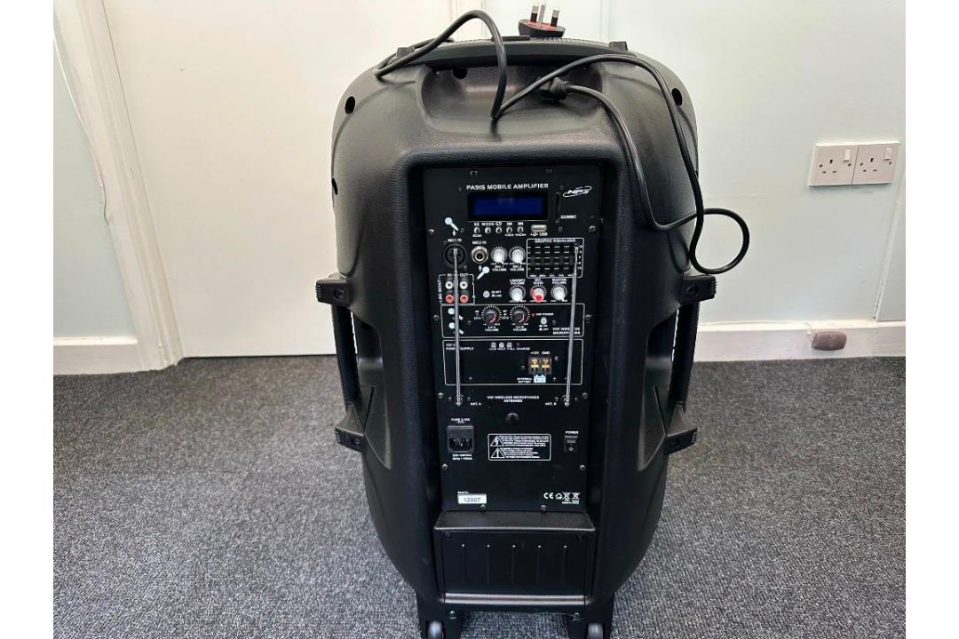 Skytec SPL-PA 915 mobile amplifier complete with microphone, single phase - Image 1 of 3
