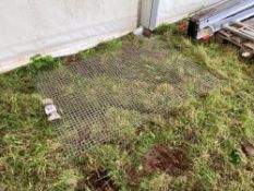 New mesh for hedge cutter guards