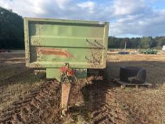 2005 Griffiths 14t twin axle grain trailer, sprung drawbar, air over hydraulic brakes, hydraulic tai