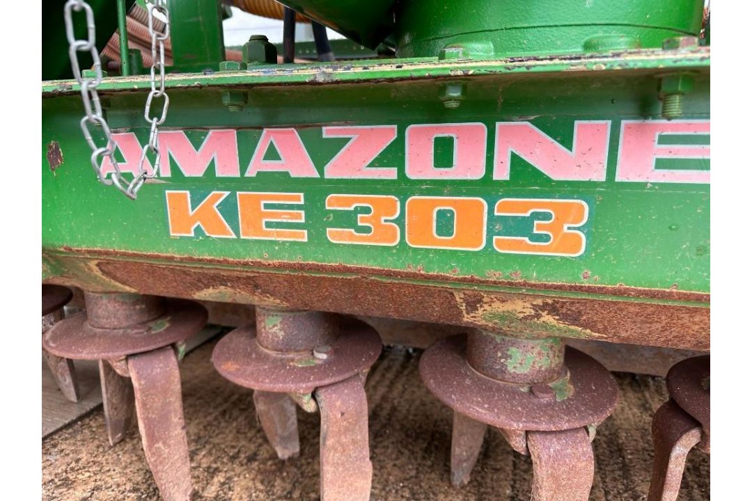 2001 Amazone AD-PL302 Airstar progress combination drill with 2001 Amazone KE303 power harrow. Drill - Image 5 of 12