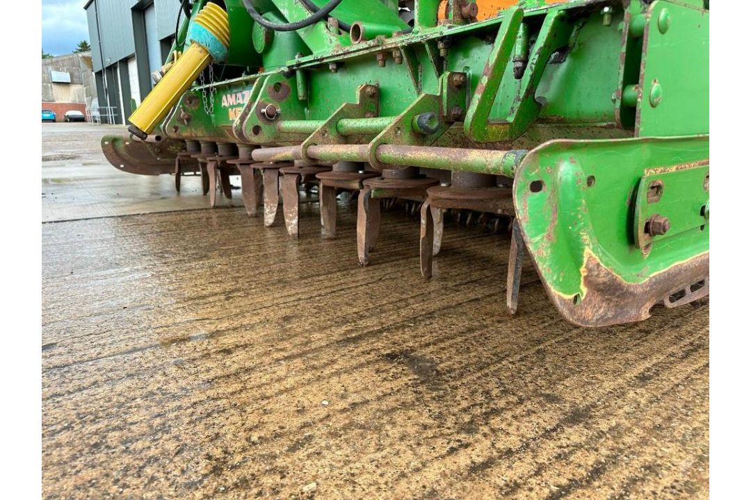 2001 Amazone AD-PL302 Airstar progress combination drill with 2001 Amazone KE303 power harrow. Drill - Image 12 of 12