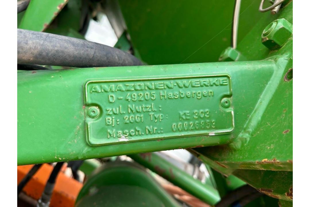 2001 Amazone AD-PL302 Airstar progress combination drill with 2001 Amazone KE303 power harrow. Drill - Image 6 of 12
