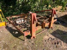 Browns Flat 8 Grab, JCB Q-Fit Brackets