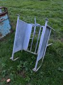 Lamb Adopter / Mothering Up Frame