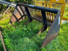 2000 Attachments Ltd Beet Scoop