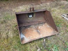 Farm made bucket with Farmhand brackets
