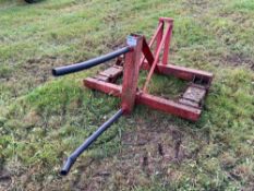 Linkage and tine mounted bale spike