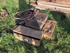 Quantity miscellaneous spares