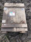 Quantity hydraulic fittings