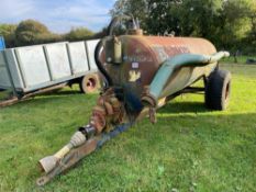 Vacuum tanker single axle on 1065x420-457 wheels and tyres