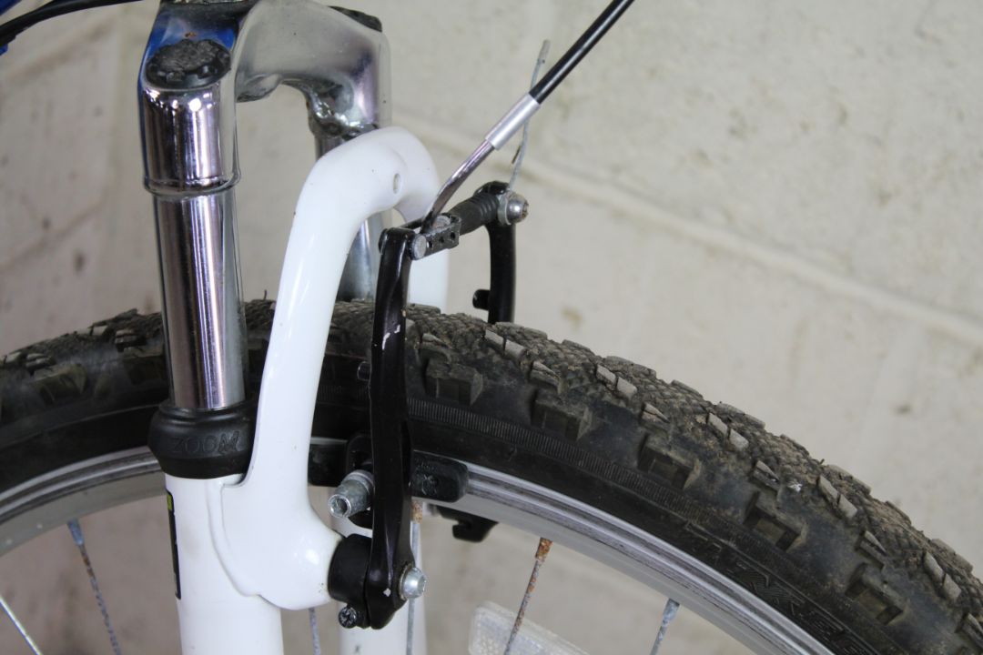 A Compass Latitude ladies 26" mountain bike with z - Image 5 of 27