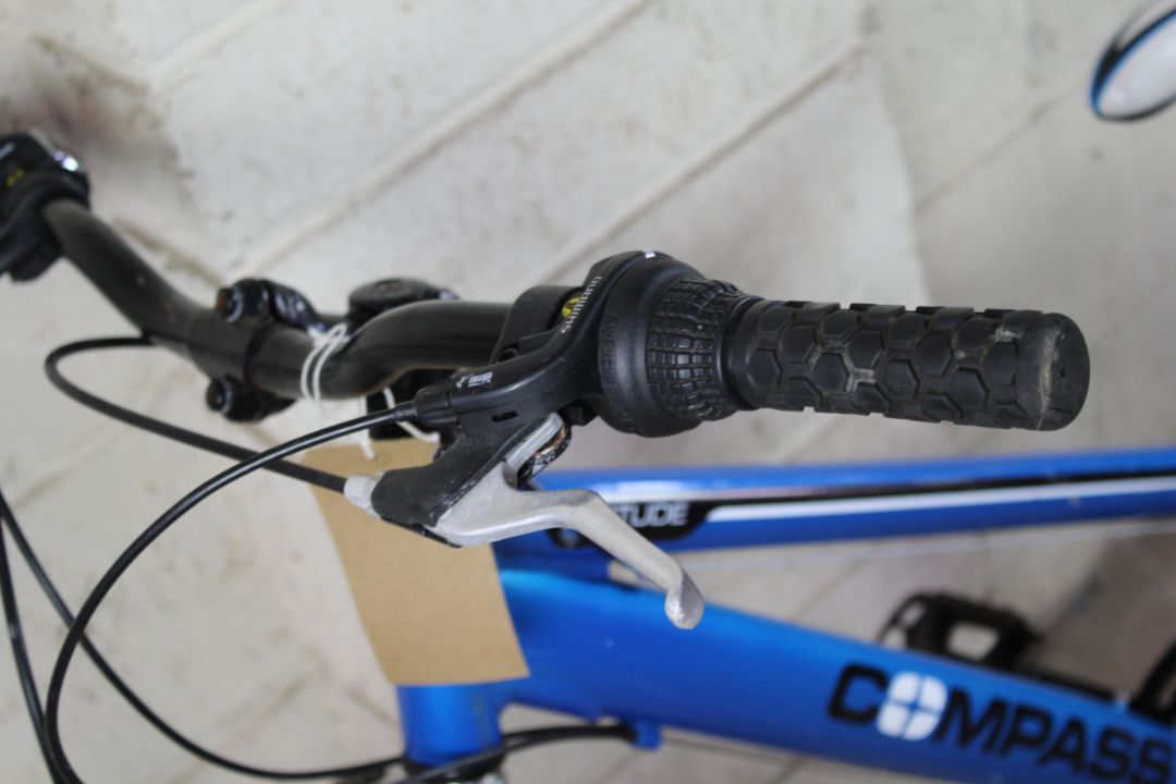A Compass Latitude ladies 26" mountain bike with z - Image 18 of 27