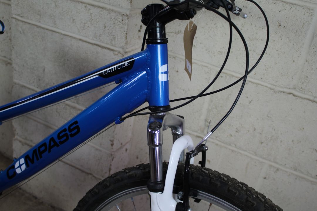 A Compass Latitude ladies 26" mountain bike with z - Image 4 of 27