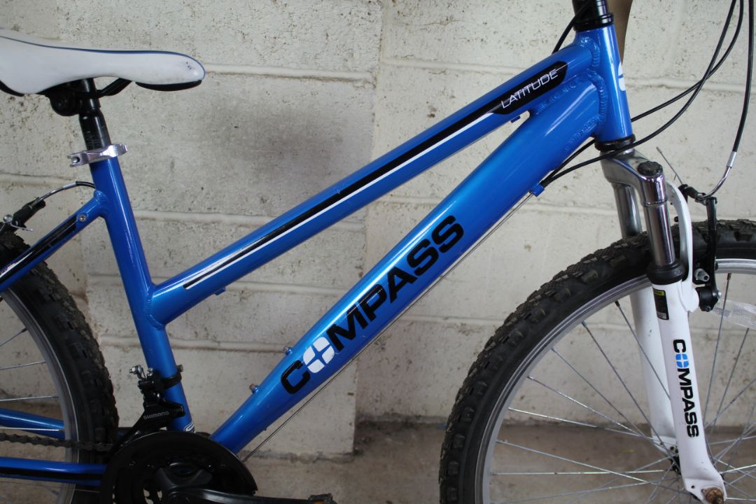 A Compass Latitude ladies 26" mountain bike with z - Image 7 of 27