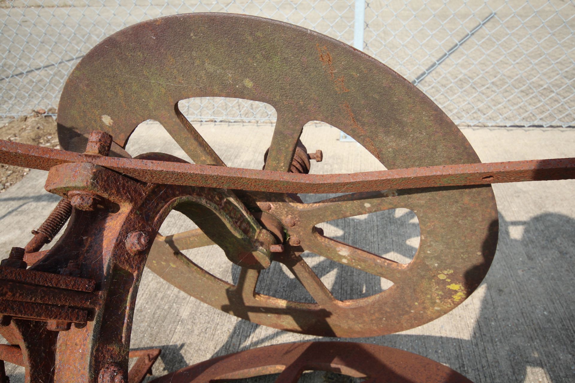 Maynard horse drawn root lifter. With opel wheel system. - Image 8 of 16