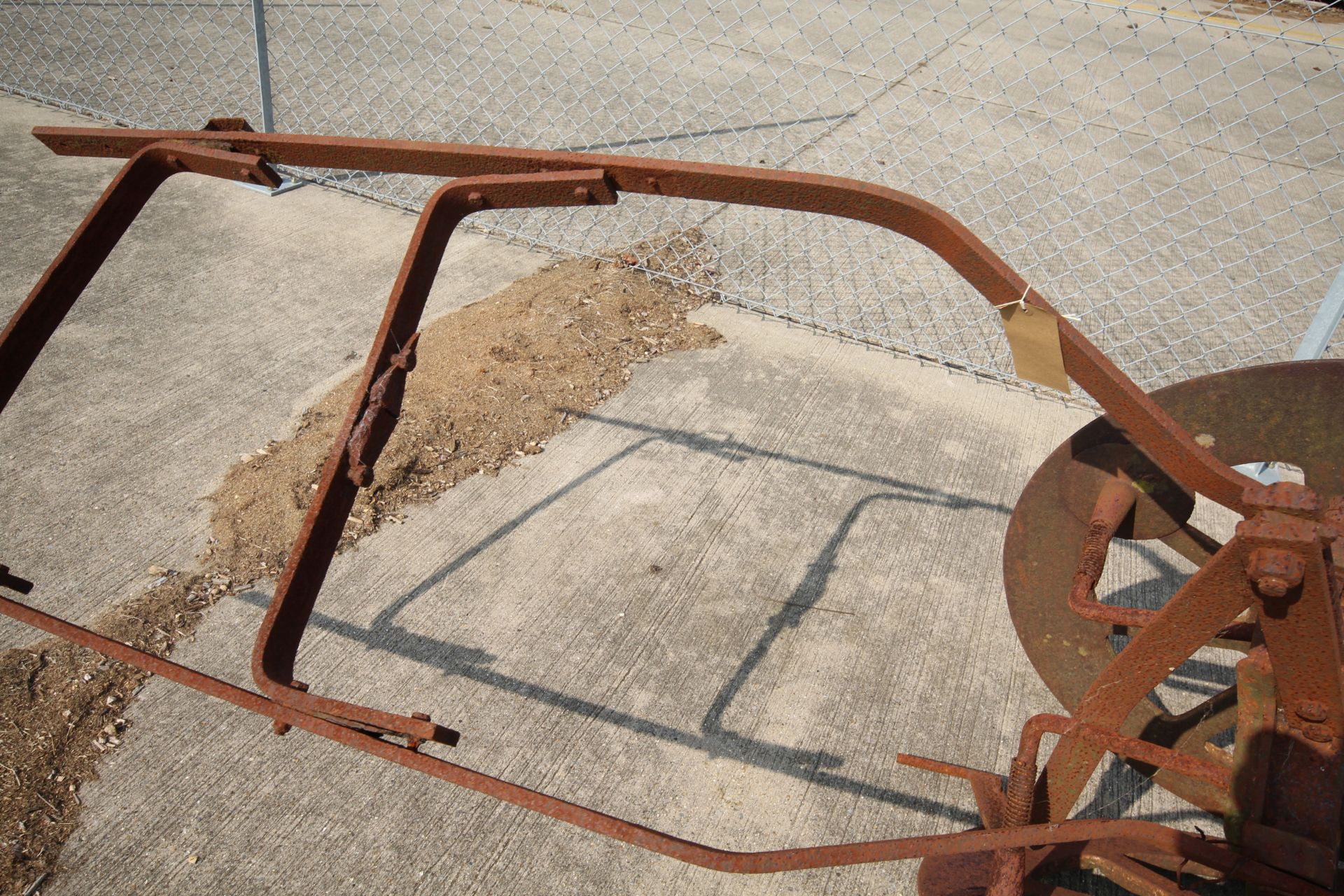 Maynard horse drawn root lifter. With opel wheel system. - Image 6 of 16