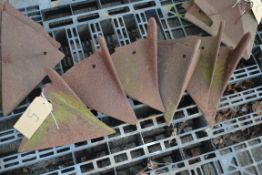 6x Ransomes plough points.