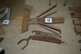 Ferguson steerage fin and top link balance spring.