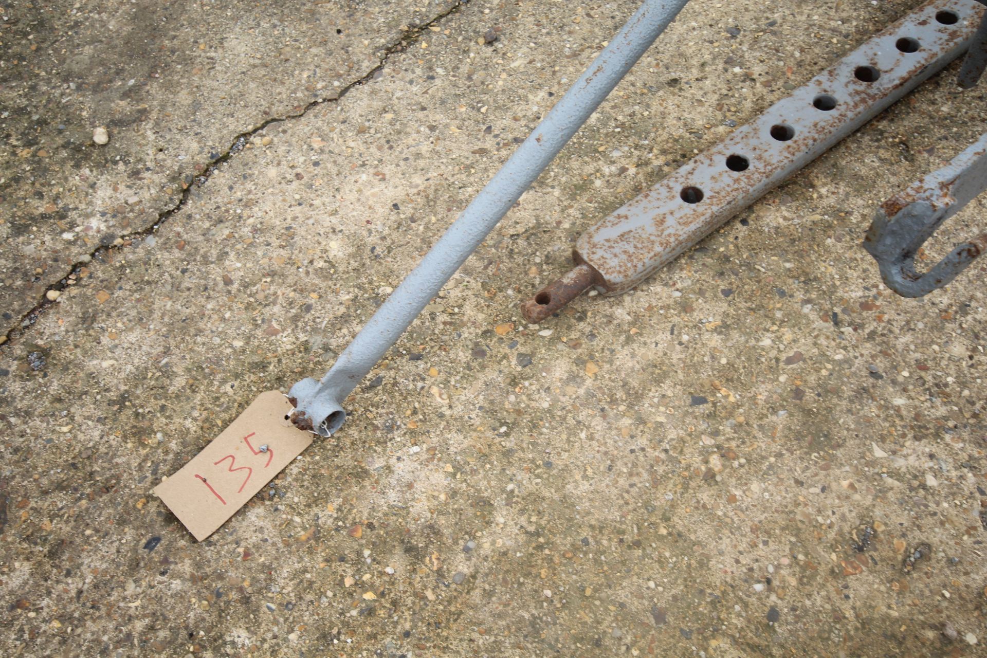 Culverwell sack lifter. With 9-hole drawbar. Machine number 2747. Badged. - Image 9 of 10