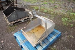 Ferguson Earth (Soil) Scoop. Model B-JE-A20. Part badge.