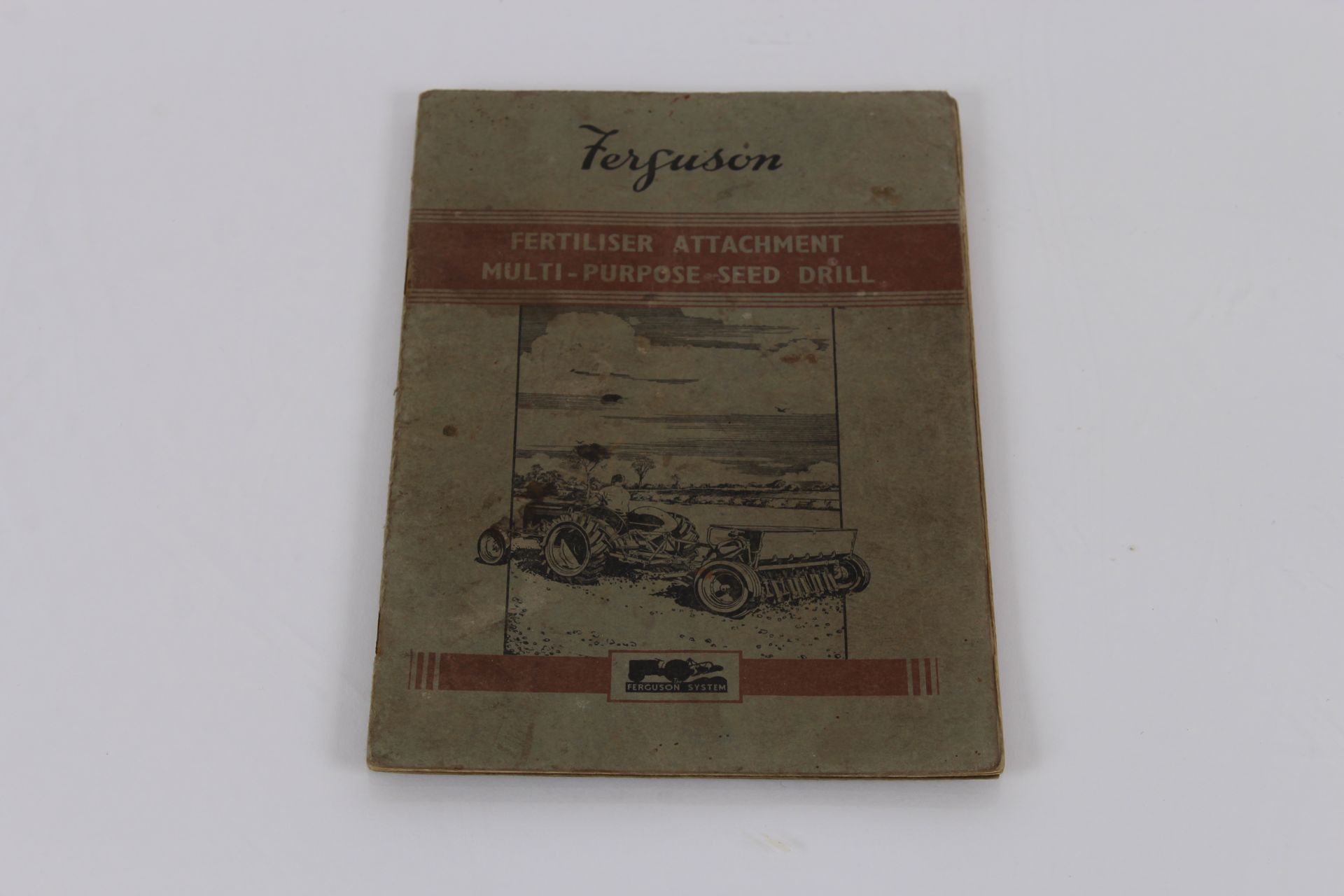 4x Ferguson implement instruction books: Disc Plough, Cordwood Saw, Universal Seed Drill, Fertiliser - Image 5 of 5