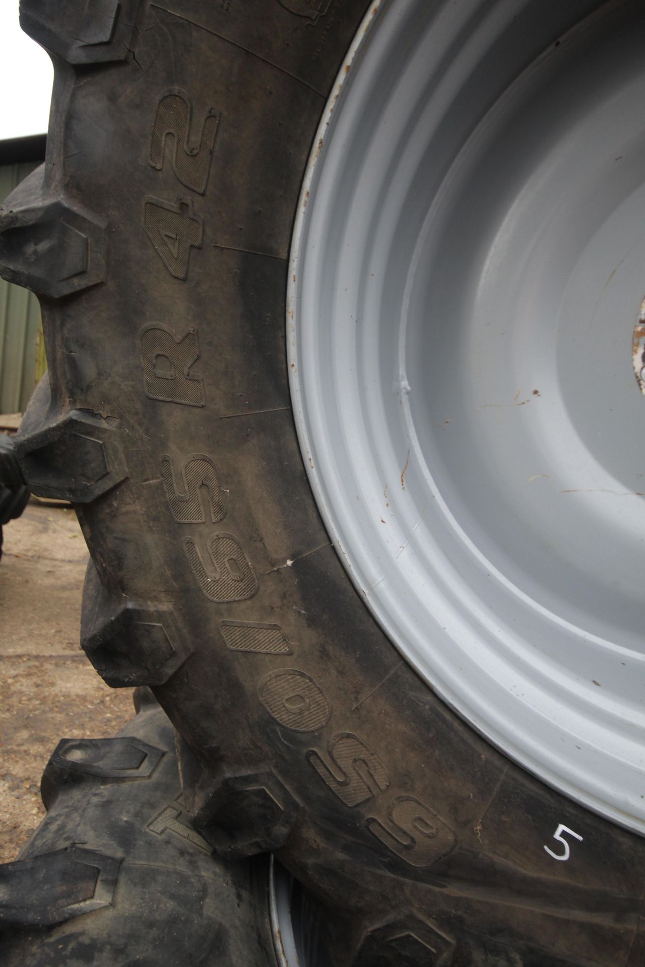 Pair of Trelleborg TM800 8-stud 650/65R42 Massey Ferguson wheels and tyres. V - Image 7 of 13